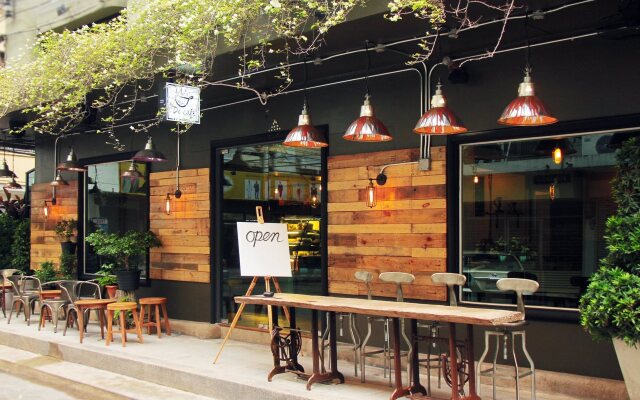 Monomer Hostel Bangkok