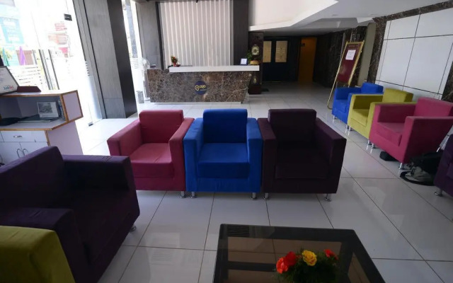 OYO 1637 Hotel Star Residency