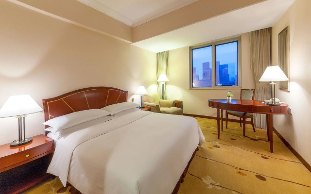 Sheraton Chengdu Lido Hotel