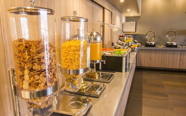 City Express Plus by Marriott Ciudad de México Mundo E