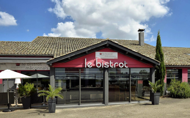 ibis Macon Sud Crêches