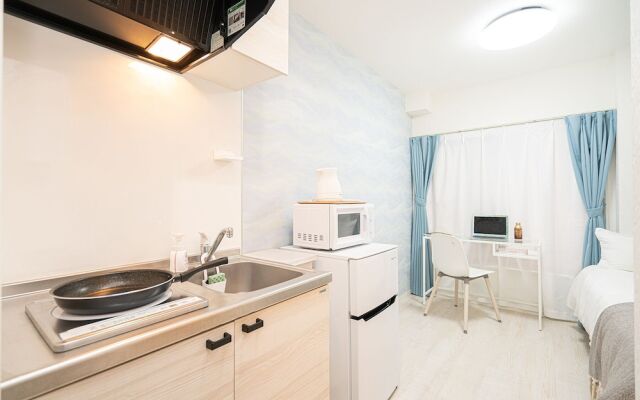 ZAITO Tokyo Luna Lane Economy Inn