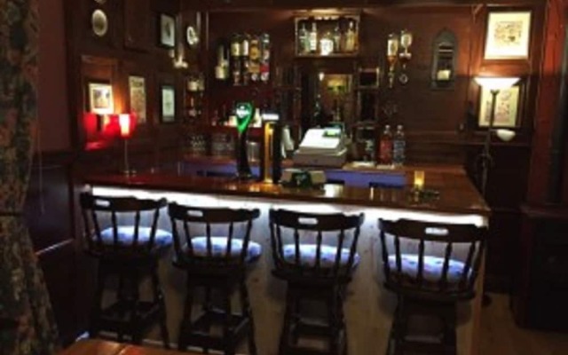 Kylemore Pass Hotel