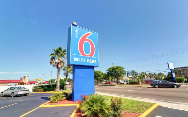 Motel 6 Destin, FL