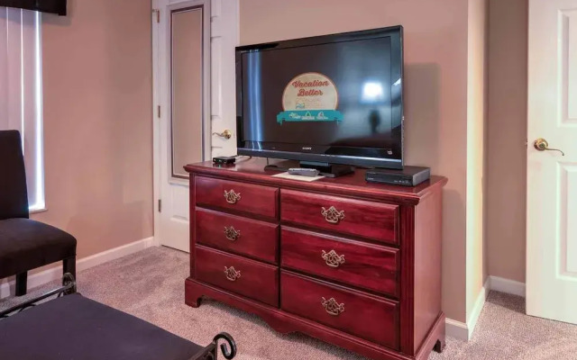 Whispering Pines 213