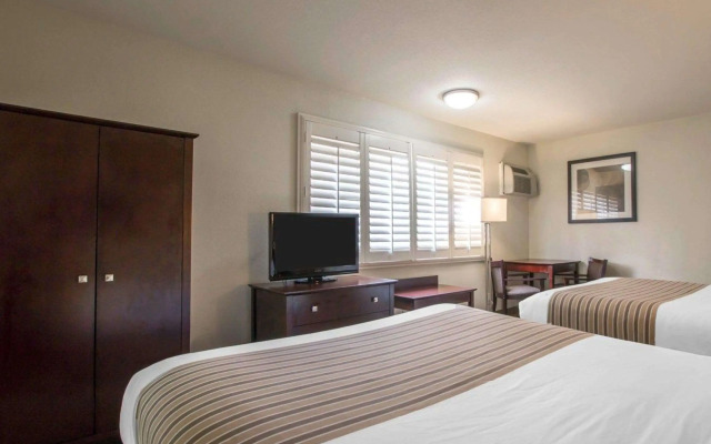 Rodeway Inn Los Angeles Convention Center