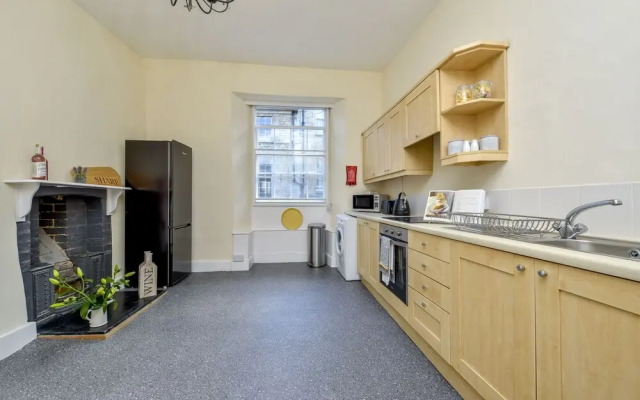 Central Stamford Living by Vose Nights