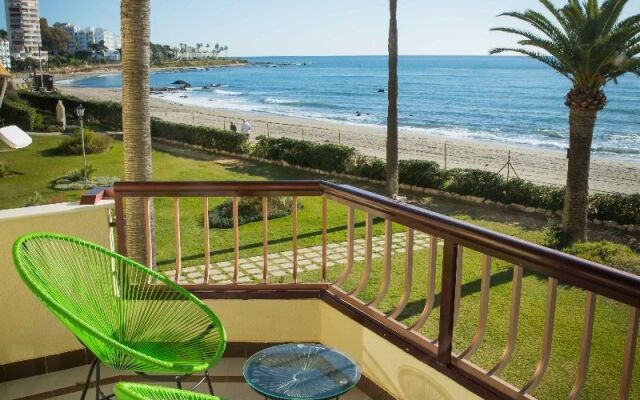 Holidays2Riviera Sea Side