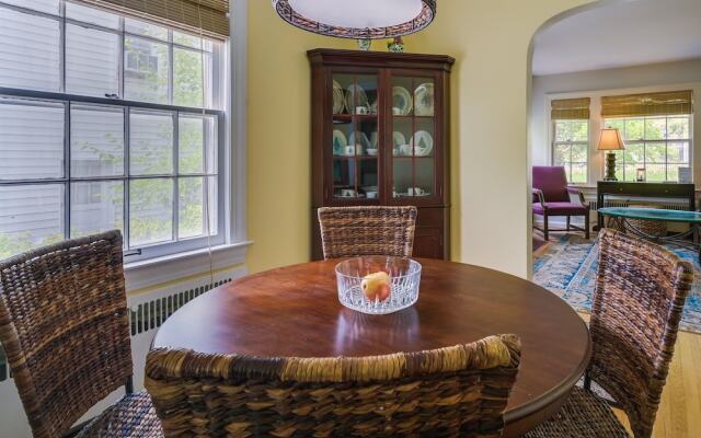 Cumberland Cottage w/ Screened Porch + Fire Pit!