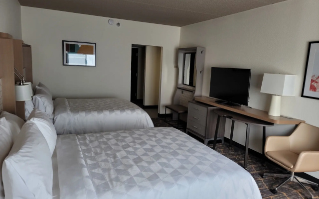 Holiday Inn & Suites Wausau-Rothschild by IHG