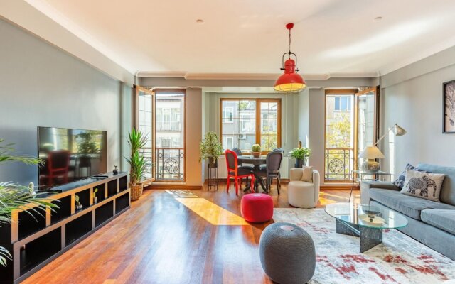 Outstanding Flat With Calming View Nisantasi