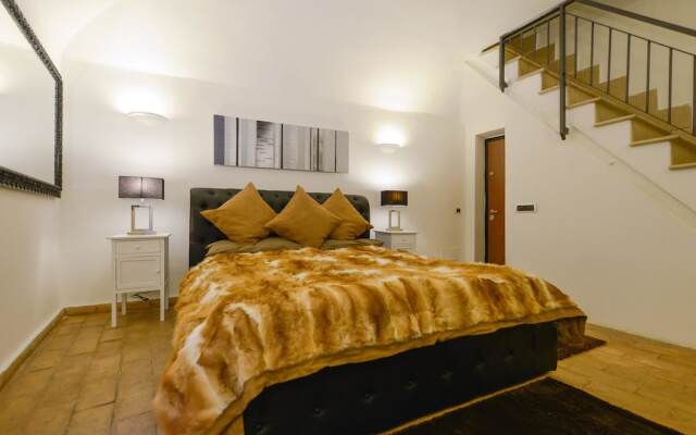 Ibernesi 2 Apartment