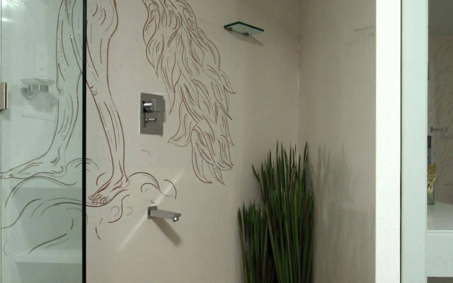 Le Sutra Hotel