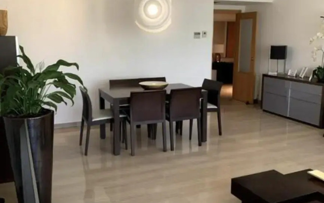 Art and Sciences view luxury apartment