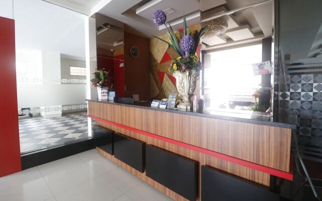 RedDoorz Plus near Universitas Negeri Makassar