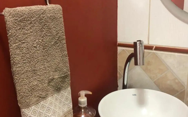 Charming Home 2 min. from Barigui Park