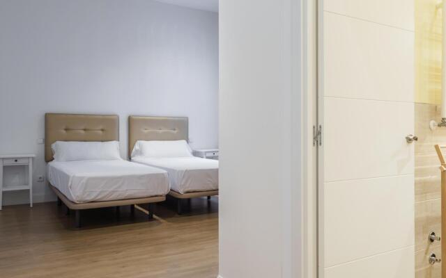 Callao Apartment II 4BR 3BT