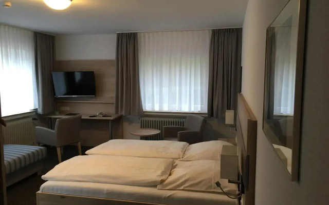 Hotel Neuenburger Hof