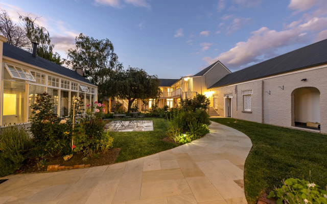 Prospect Country House