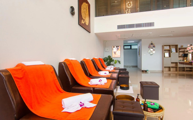 Tour De Phuket Hotel