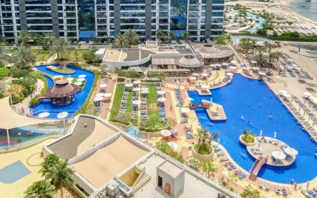Refined 3BR Apt w Beach Access at The Palm - Apartment in ดูไบ - Photo 5