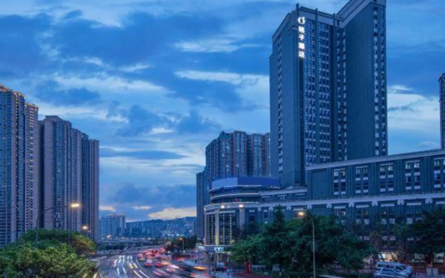 Orange Hotel Select (Chongqing Guanyin Bridge)