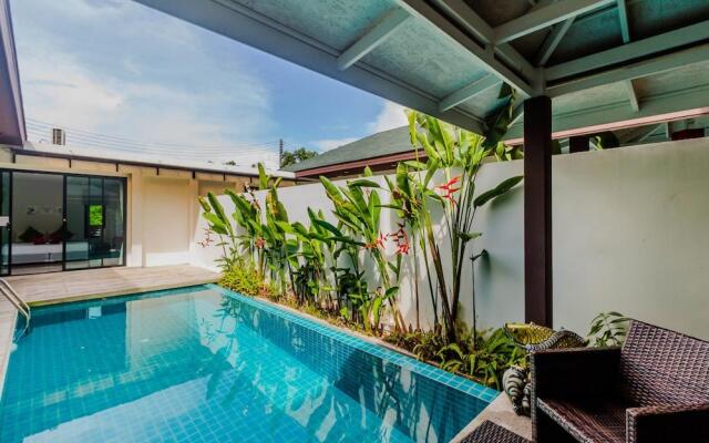 Tropical Pool Villas near Phuket Zoo