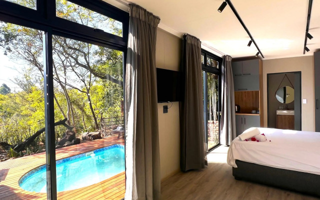 Shangri-La Country Hotel