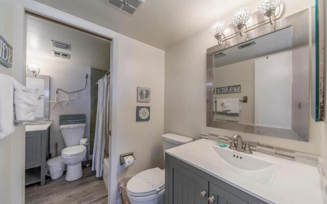 516 Madeira Norte Condo