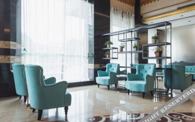 Xinjiang Hotel Heyuan