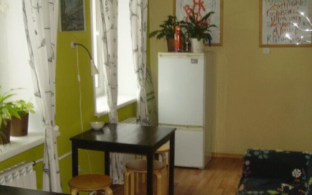 Titmous House Hostel