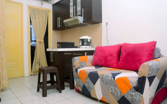 Tidy 2BR with Modern Design Green Pramuka City Apartment