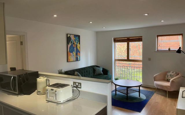 MAIDENHEAD Stylish and modern 2 bedroom apartment