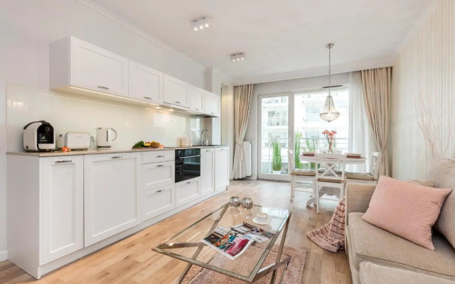Apartamenty Black&White - Silver House