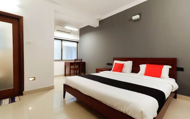 Makers Hotel by OYO Rooms