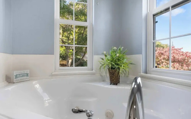 Edgewater Escape Stay for 6