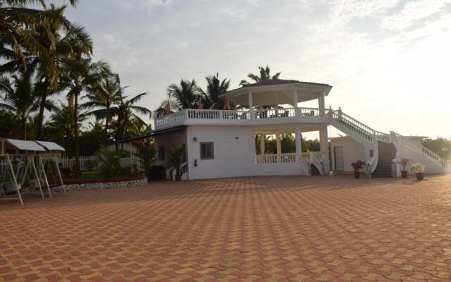 Qees Empire Beachfront Resort