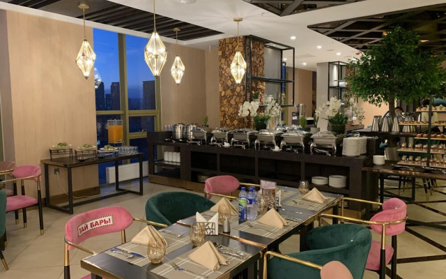 Millennium Plaza Hotel
