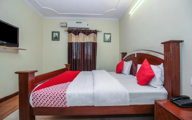 Oyo 15214 Mahal Rajwada Resort