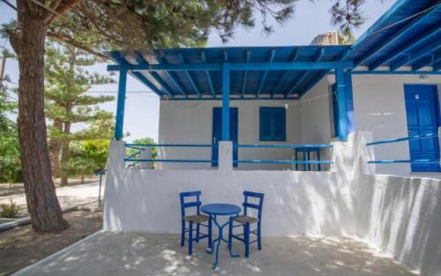 Gialos Studios & Apartments
