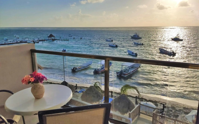 Hacienda Morelos Beach Front Hotel