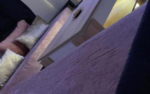 Appartement Moderne o6 3 7 7o 23 36