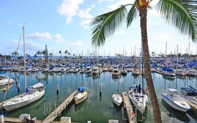 Ilikai Marina #386