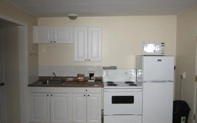 Parkview Motel