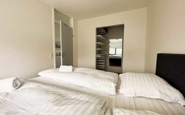 Stunning 1-Bedroom Apt With Breathtaking Scenery