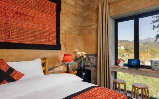 Sapaxa Spring Garden Ecolodge