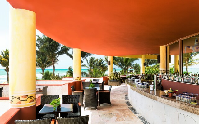 Azul Beach Resort Riviera Cancun, Gourmet All Inclusive by Karisma