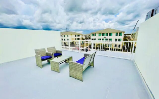 Casa Grand Cielo  - NEW HOME 3 Floors with SKY Terrace near Zoo FL Keys MIA