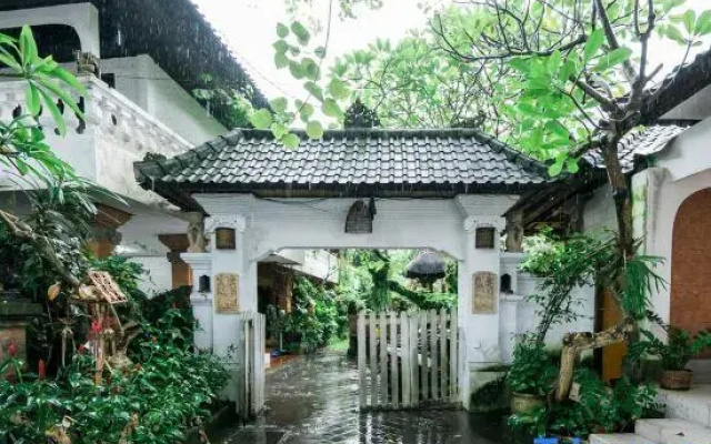 New Ananda Beach Hotel