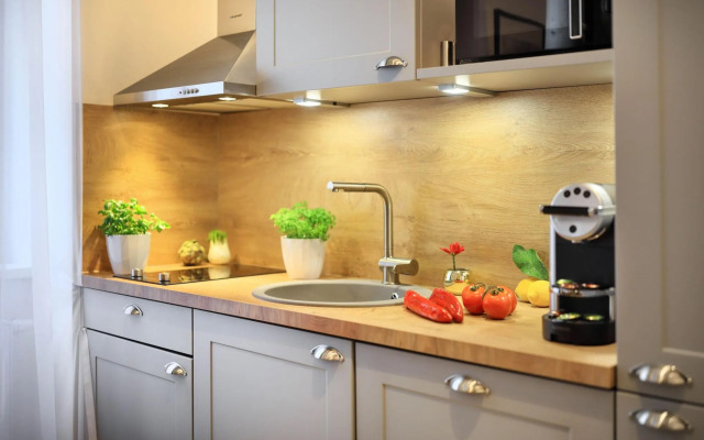 Jimmy's Apartments Dandelion